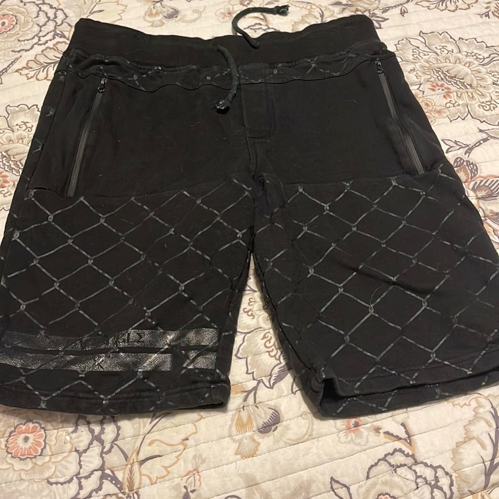 Size medium